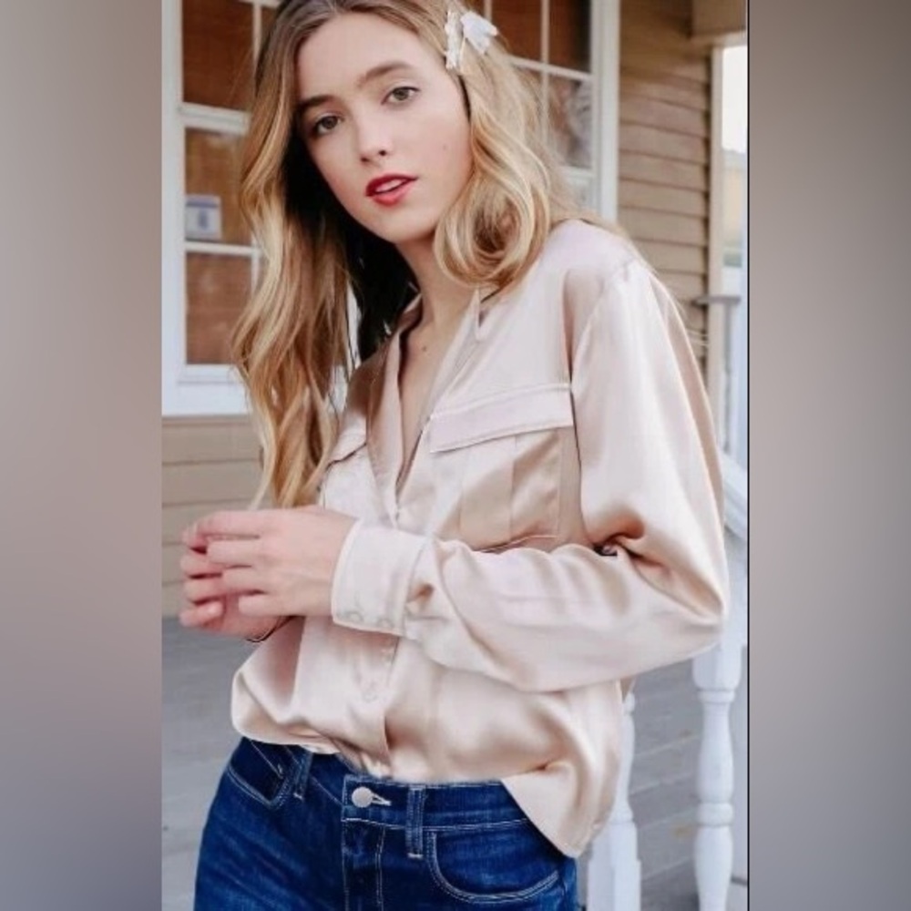 NWT FRAME Boyfriend Silk Blouse In Bare